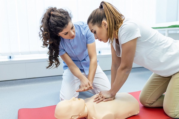 The Benefits of Regular CPR Classes